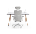 Designerski fotel Violle 131SFL w jasnej konfiguracji jako centralny punkt nowoczesnego domowego gabinetu.png