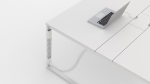 Pionowa osłona kabli do biurek Polmarco DUO