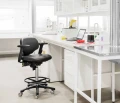 krzeslo-laboratoryjne-cleanroom-rh-activ-200-do-strefy-czyste.jpg